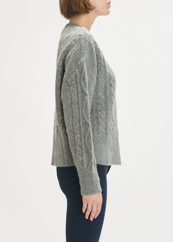 THE OVERSIZED CABLE SWEATER | Favorite Daughter