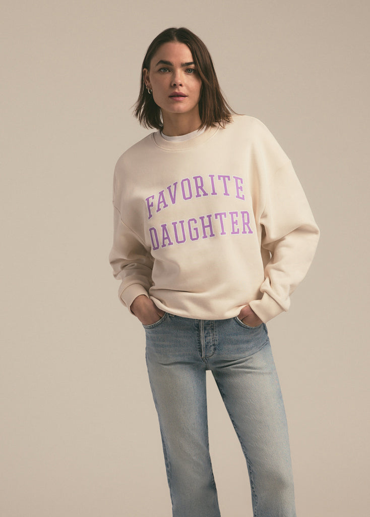 THE COLLEGIATE SWEATSHIRT | Favorite Daughter