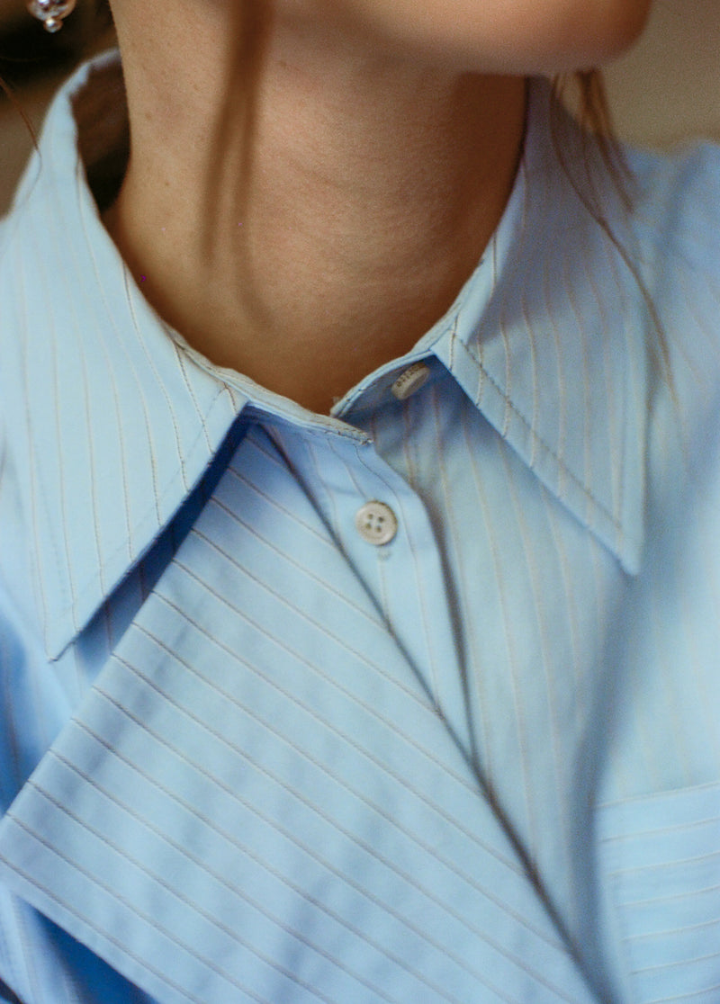 light blue stripe