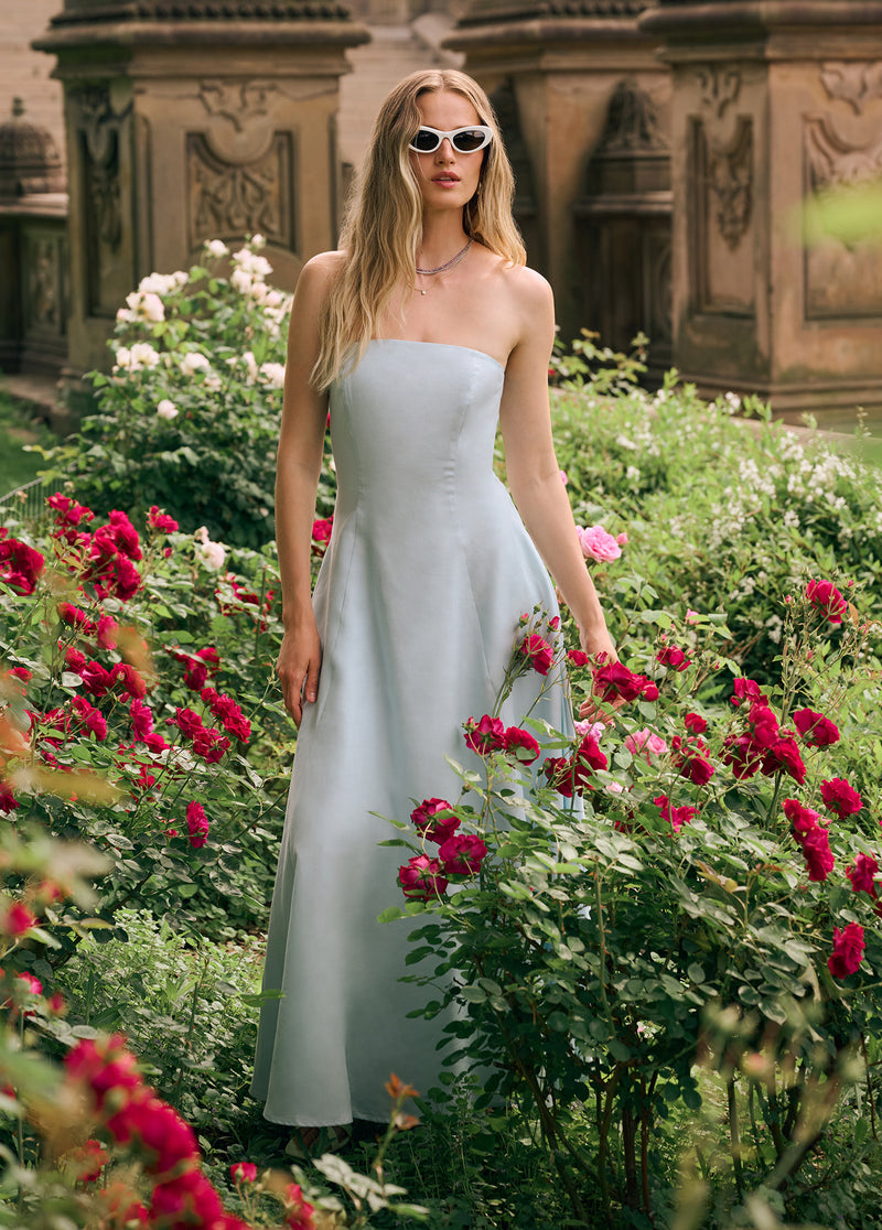 THE FAVORITE LINEN DRESS