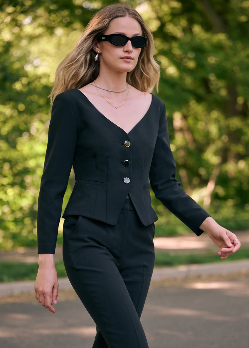 THE REVEAL BLAZER