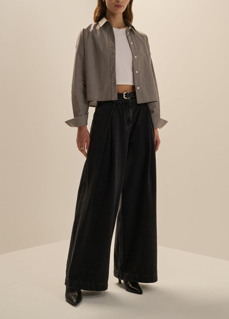 THE PETITE DENIM PLEATS FOR DAYS PANT