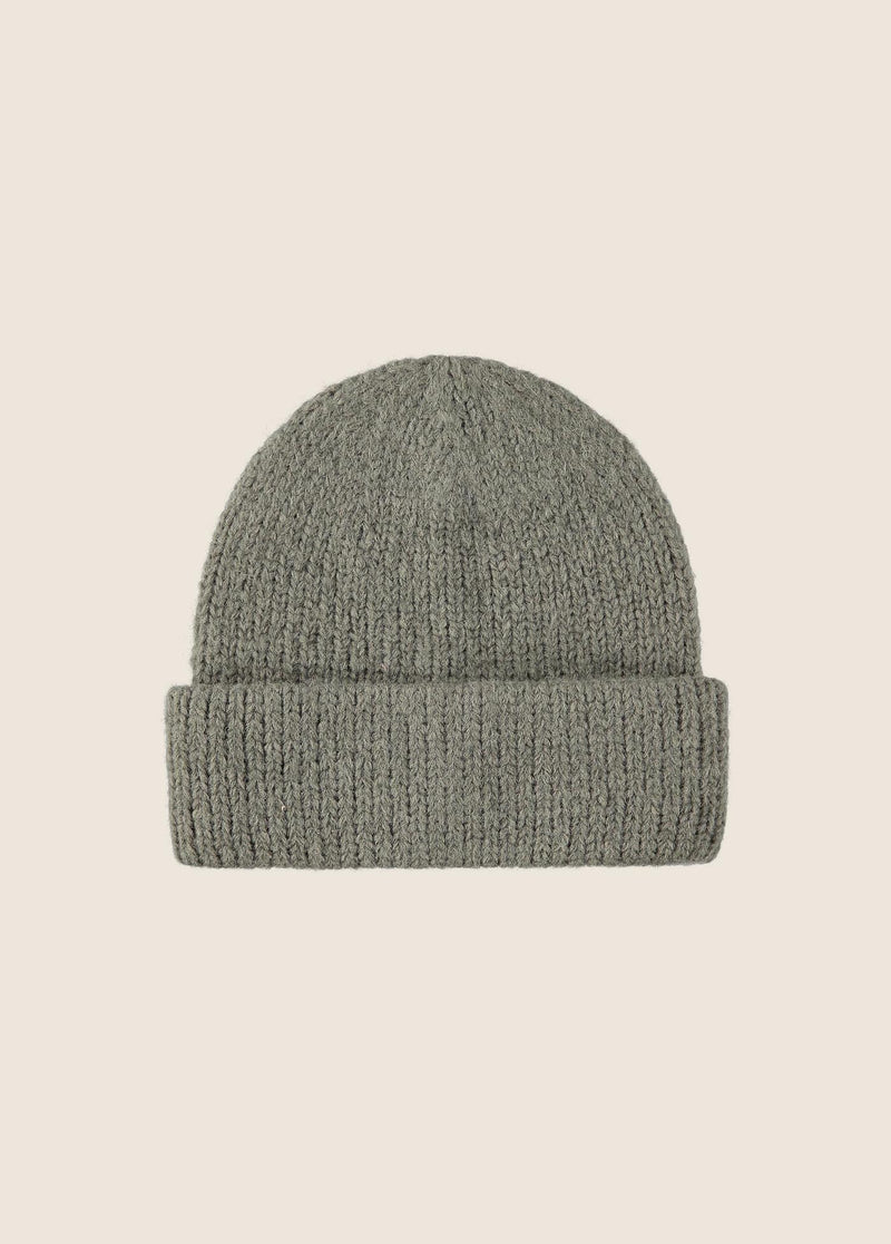 THE BRAIDED BEANIE