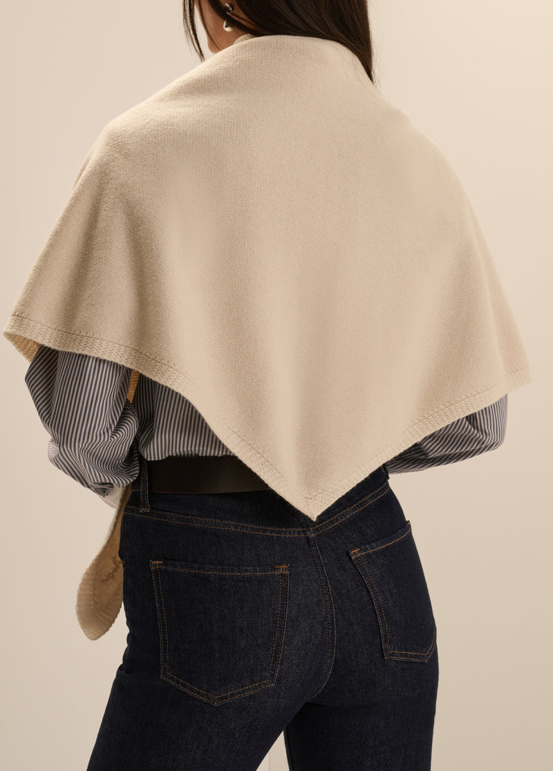 THE OVERSIZED TRIANGLE SCARF