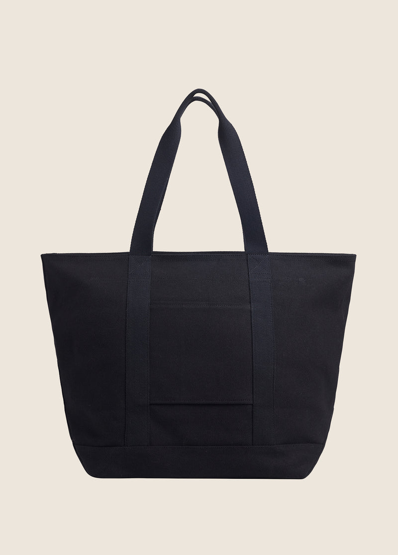 THE TRAVEL TOTE