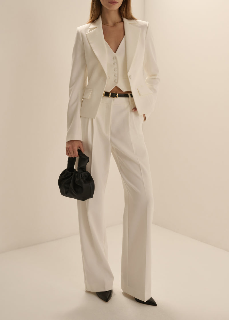 THE FAVORITE CROPPED BLAZER