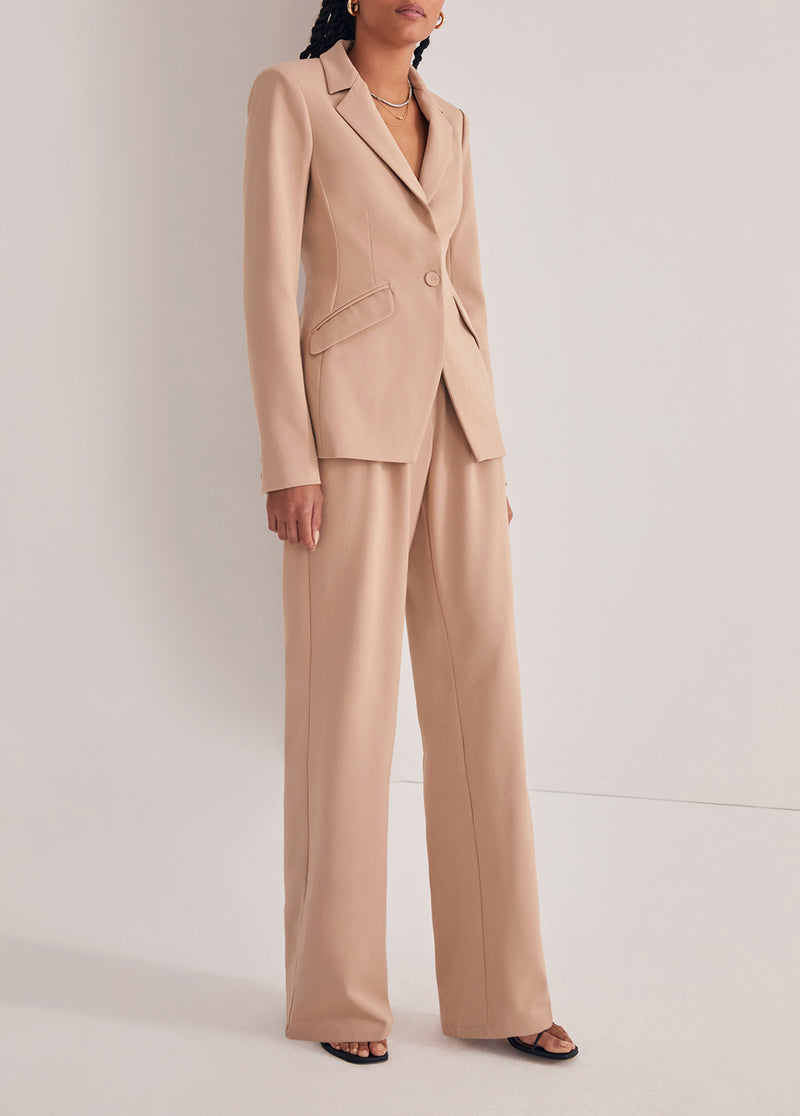 THE FAVORITE BLAZER
