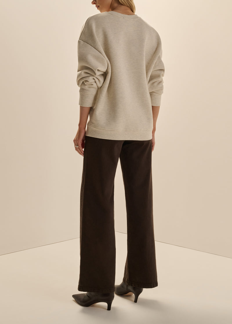 THE COLLEGIATE SWEATSHIRT