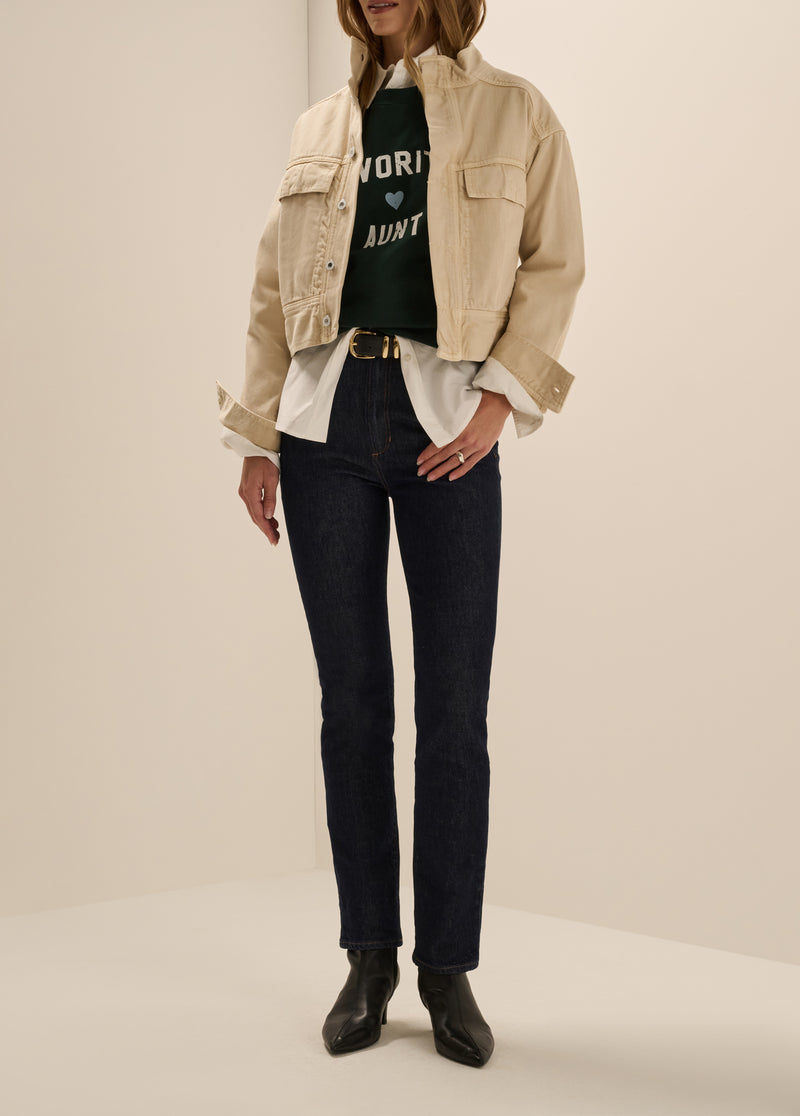 THE FAVORITE AUNT CLASSIC SWEATSHIRT