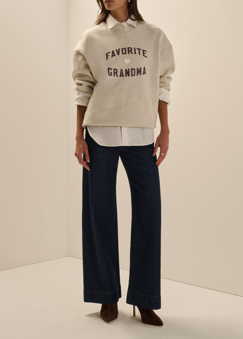 THE FAVORITE GRANDMA SWEATSHIRT
