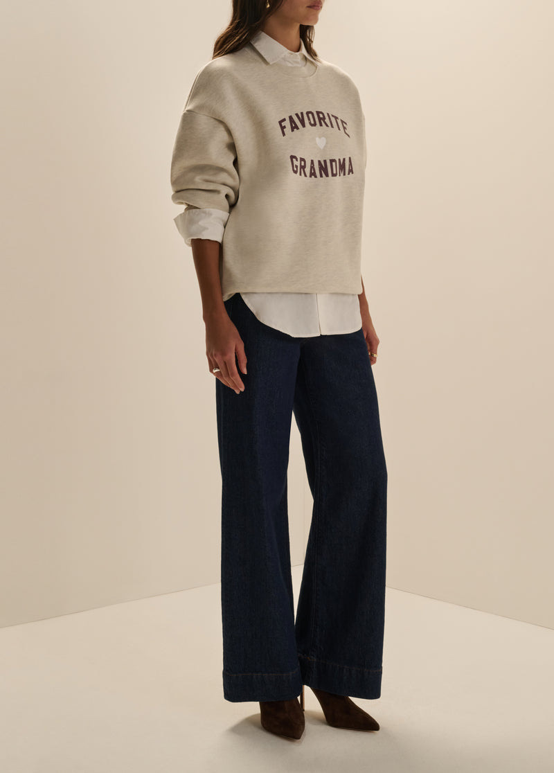 THE FAVORITE GRANDMA SWEATSHIRT