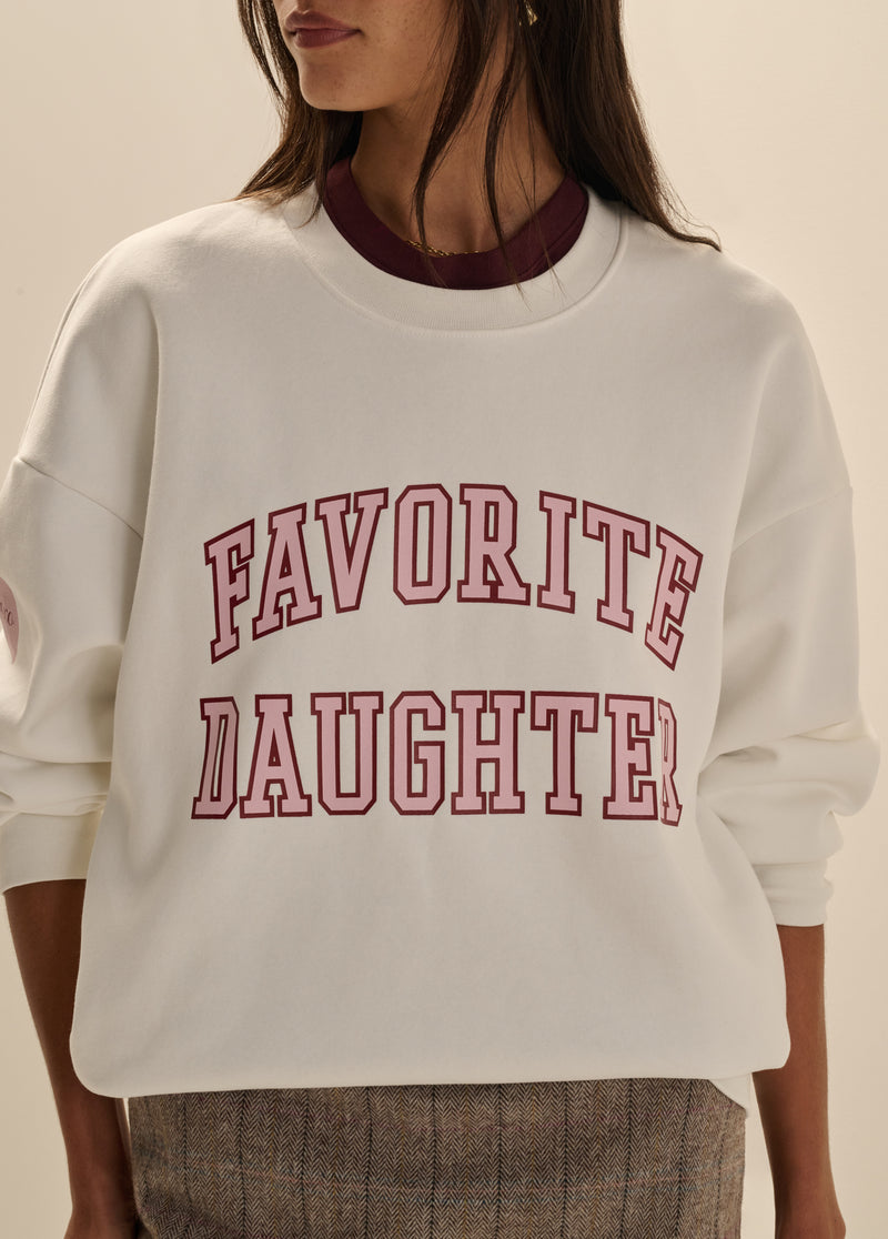 THE COLLEGIATE XOXO HEART SWEATSHIRT