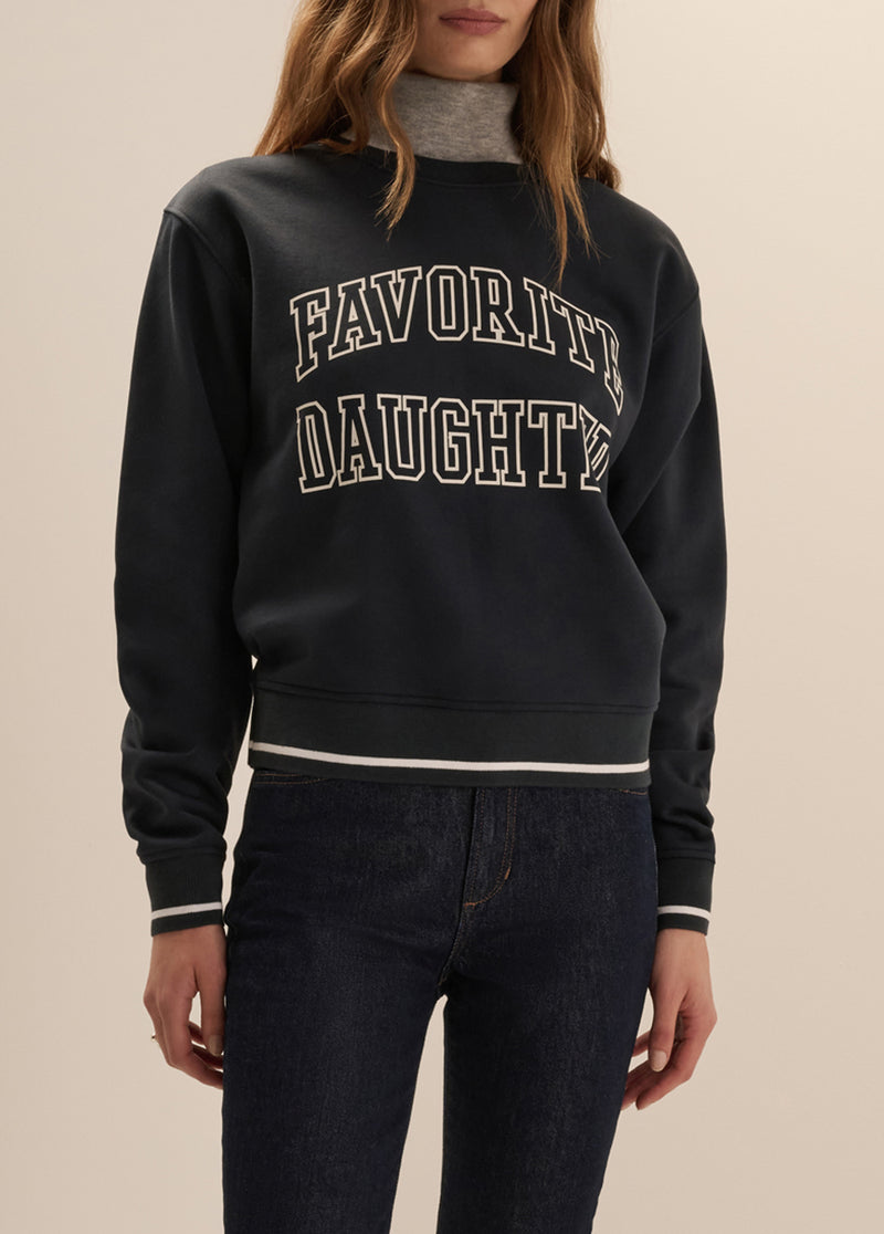 THE COLLEGIATE SPORT CLASSIC SWEATSHIRT