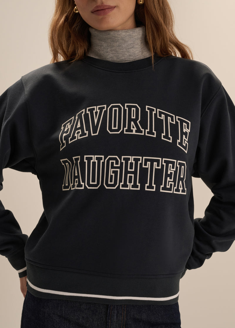 THE COLLEGIATE SPORT CLASSIC SWEATSHIRT