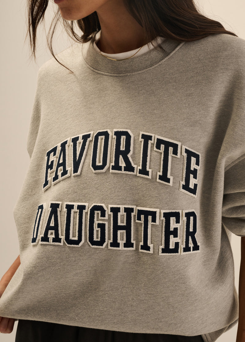THE EMBROIDERY COLLEGIATE SWEATSHIRT