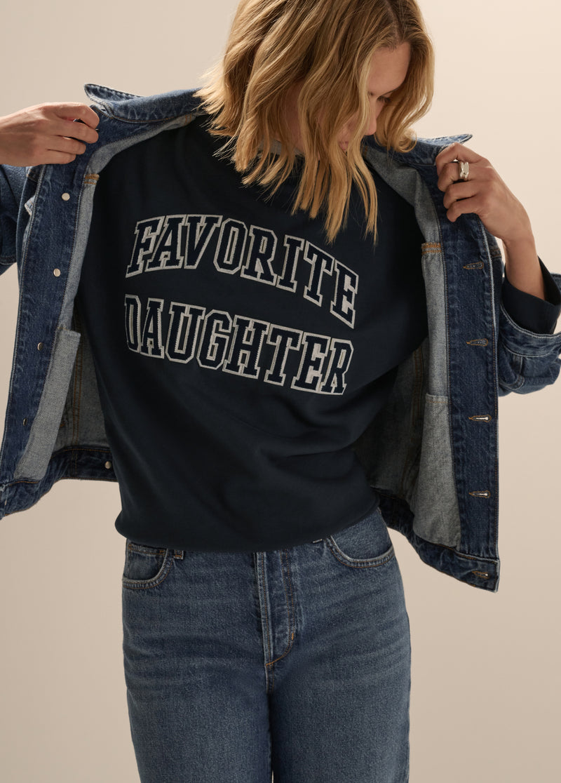 THE EMBROIDERY COLLEGIATE SWEATSHIRT