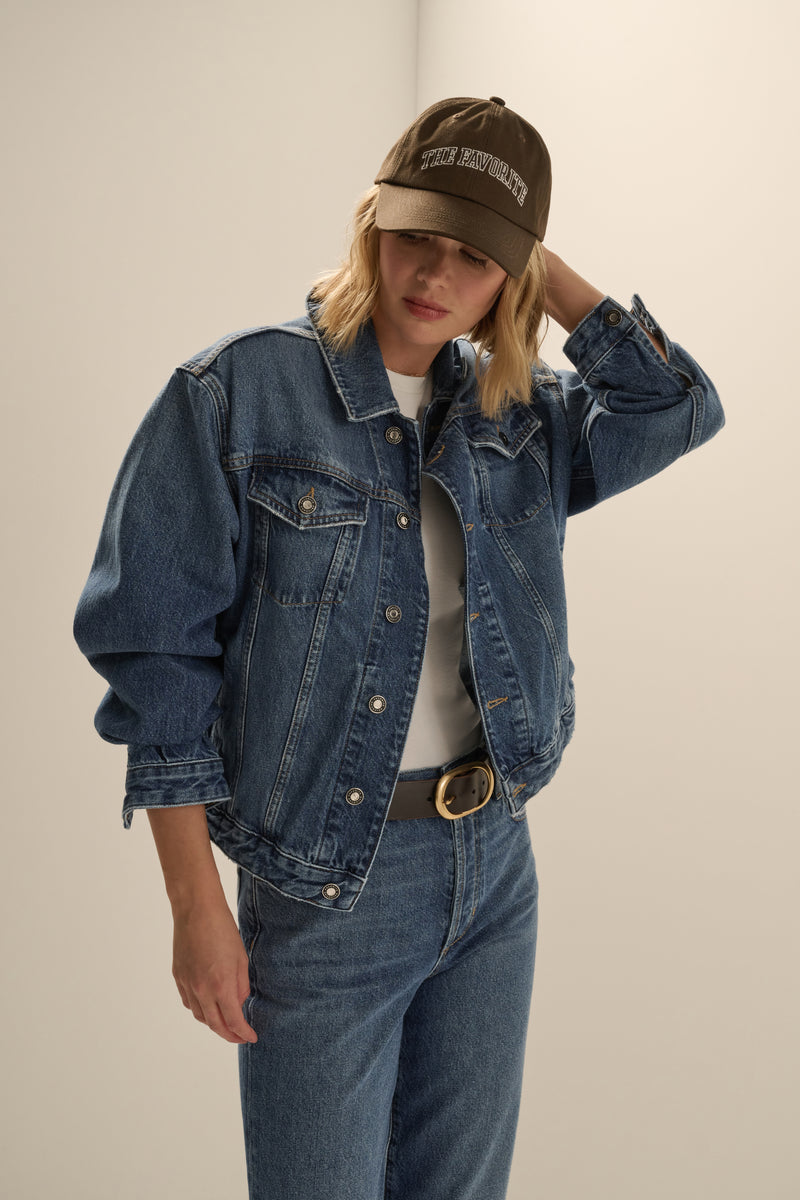 THE FAVORITE BASEBALL CAP