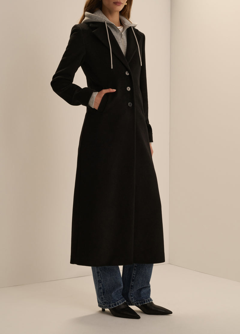 THE SPORT COAT