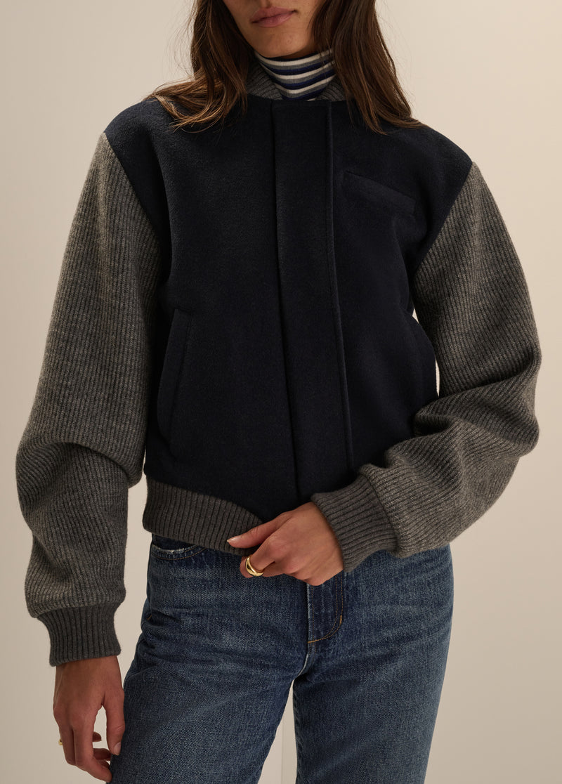 THE STUDIO BOMBER