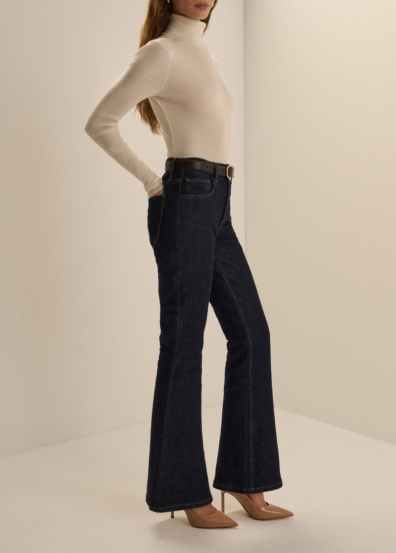 THE MAURICE MID RISE FLARE