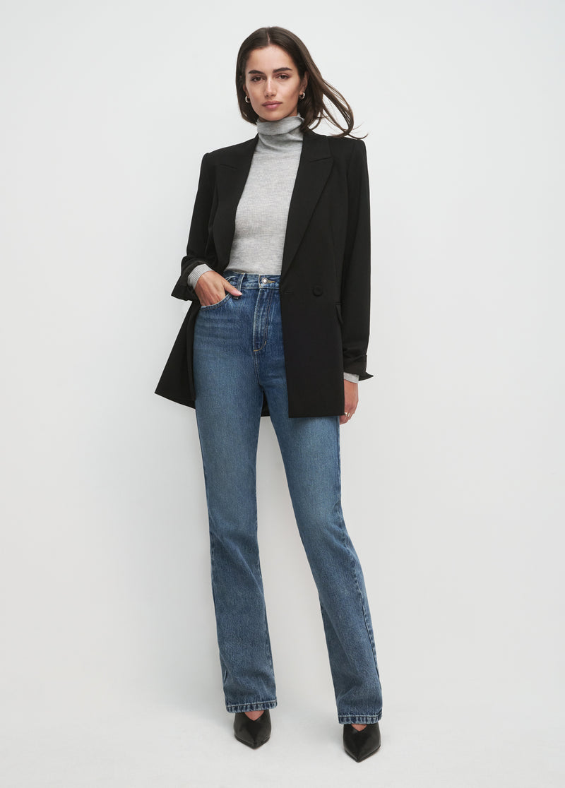 black ponte