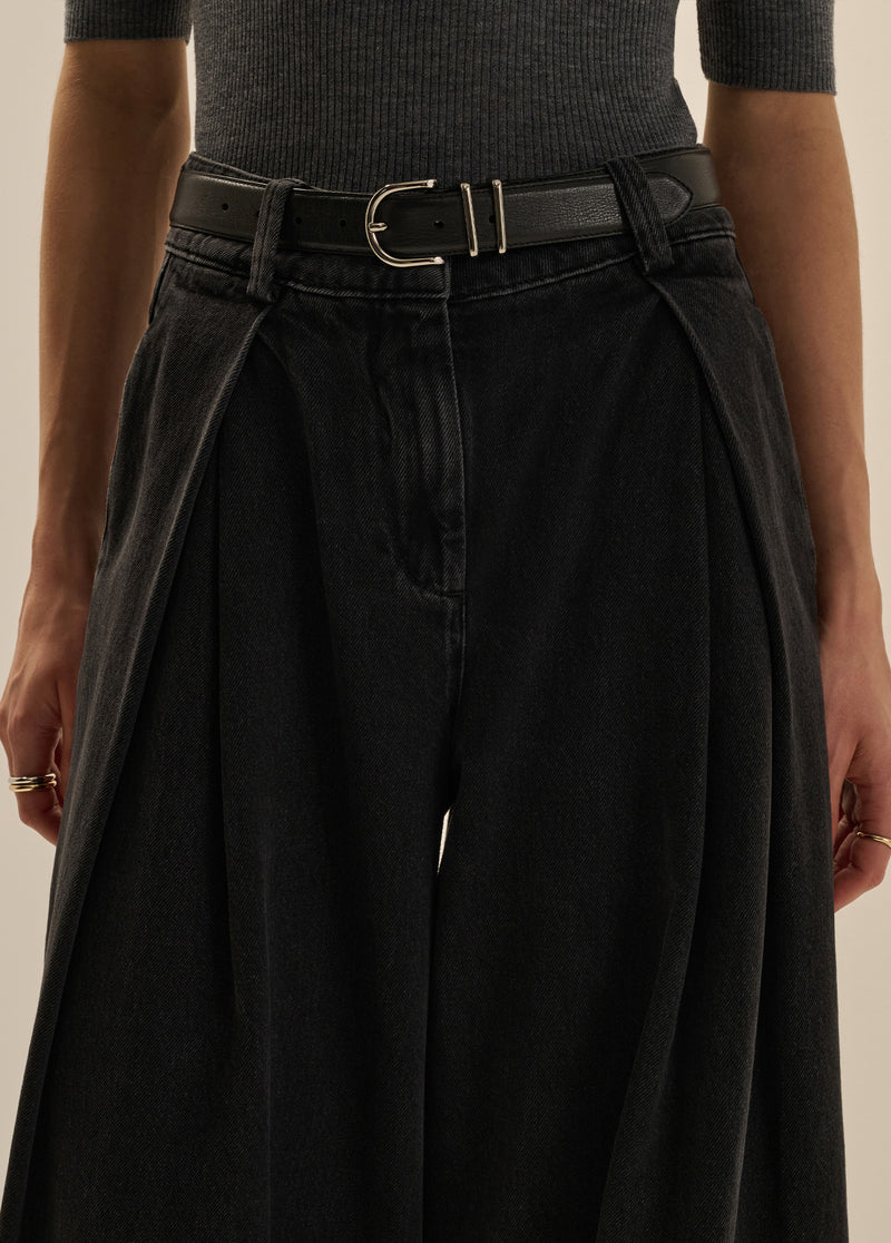 THE PETITE DENIM PLEATS FOR DAYS PANT