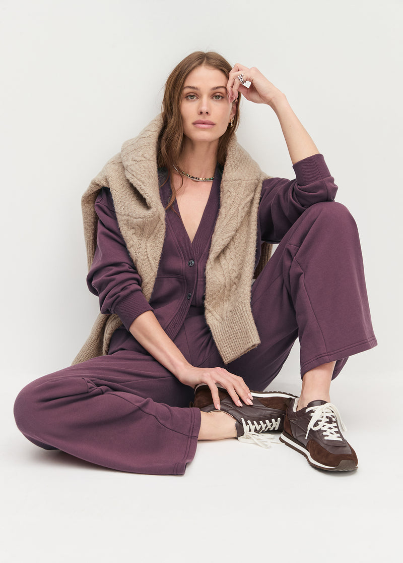 THE OVERSIZED CABLE SWEATER