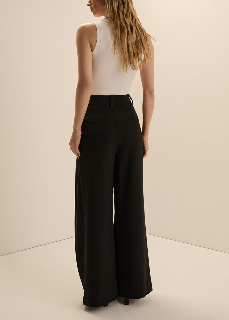 THE PETITE PLEATS FOR DAYS PANT