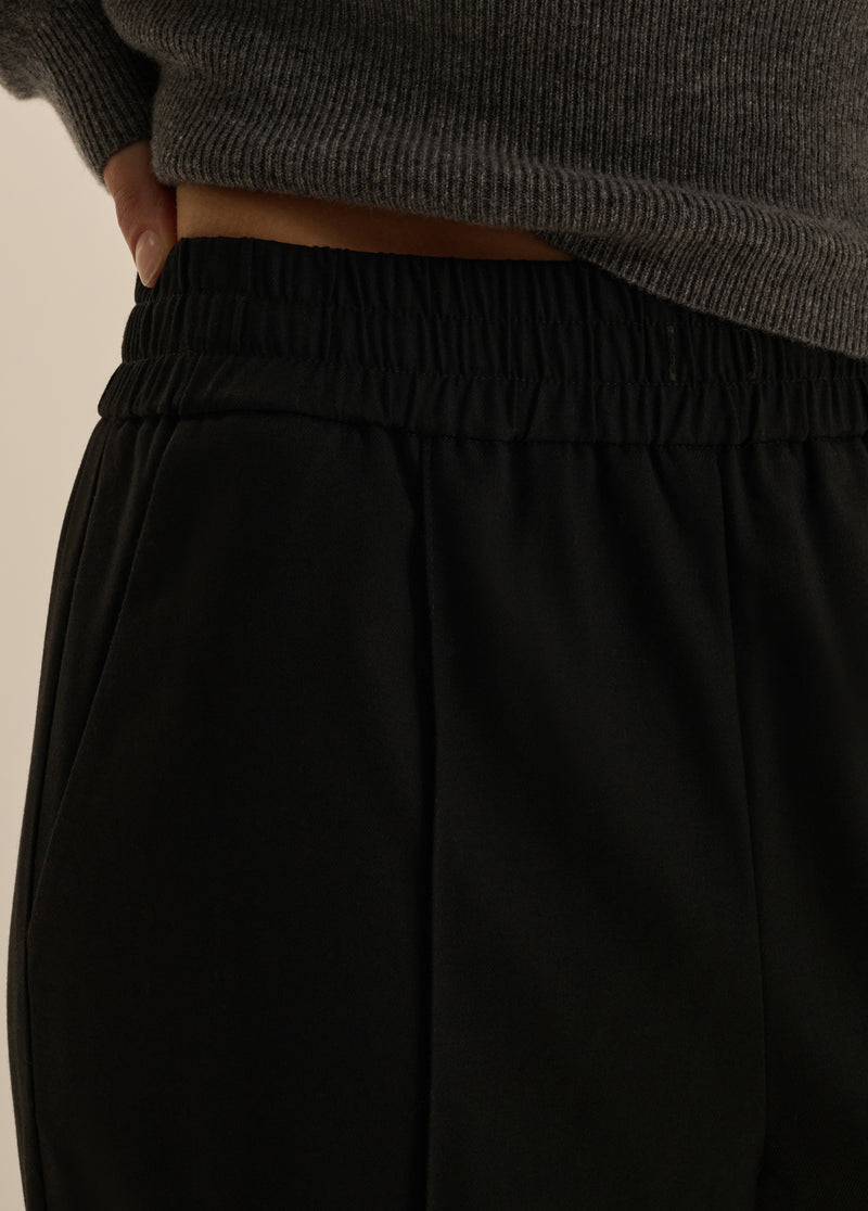 THE PETITE EASE PANT