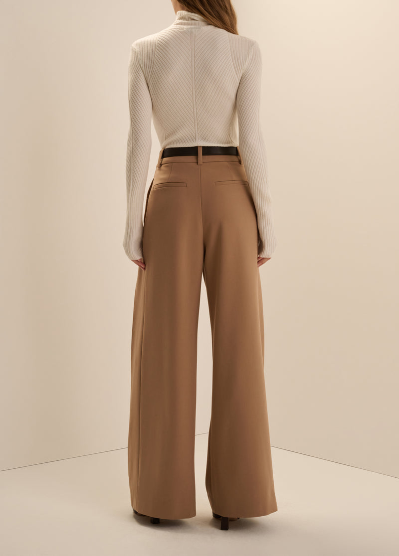 THE PLEATS FOR DAYS PANT