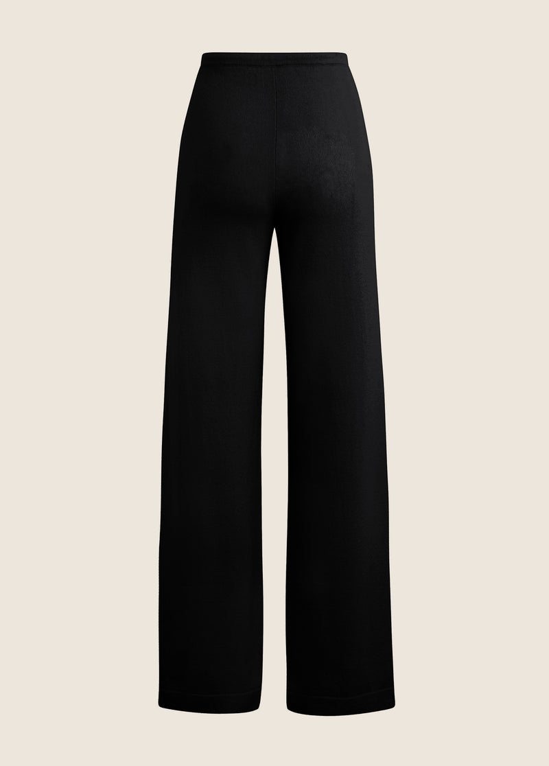 THE MINIMALIST PANT
