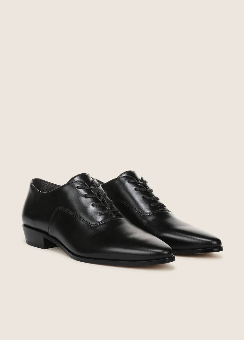 THE CALLIE OXFORD