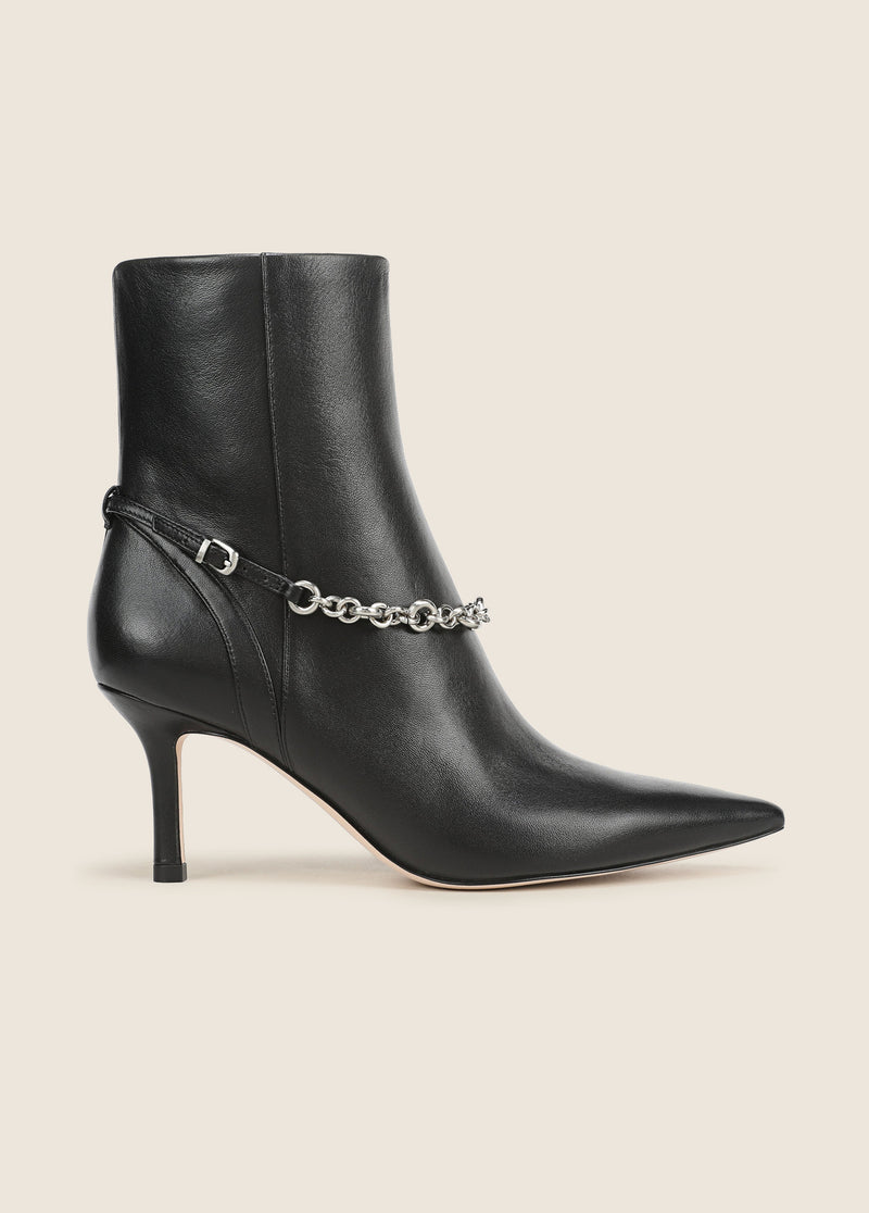 THE TATE BOOTIE
