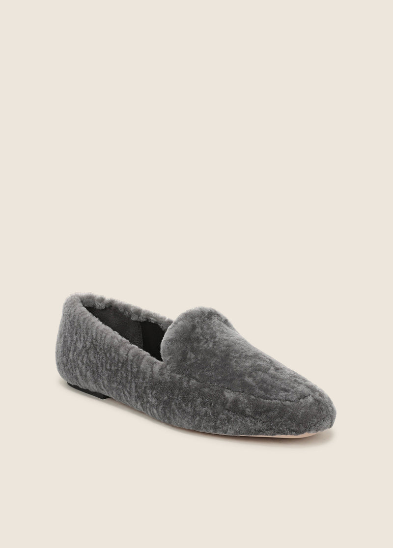 THE YVONNE LOAFER