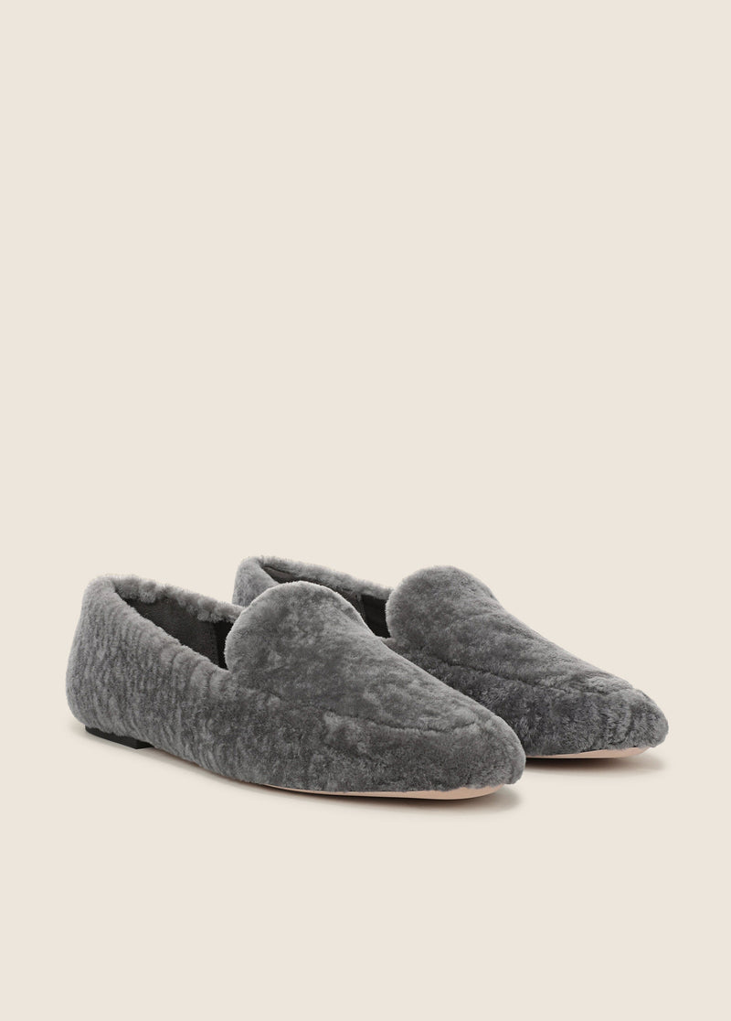 THE YVONNE LOAFER