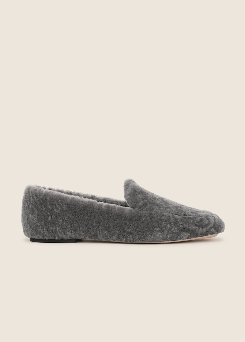THE YVONNE LOAFER