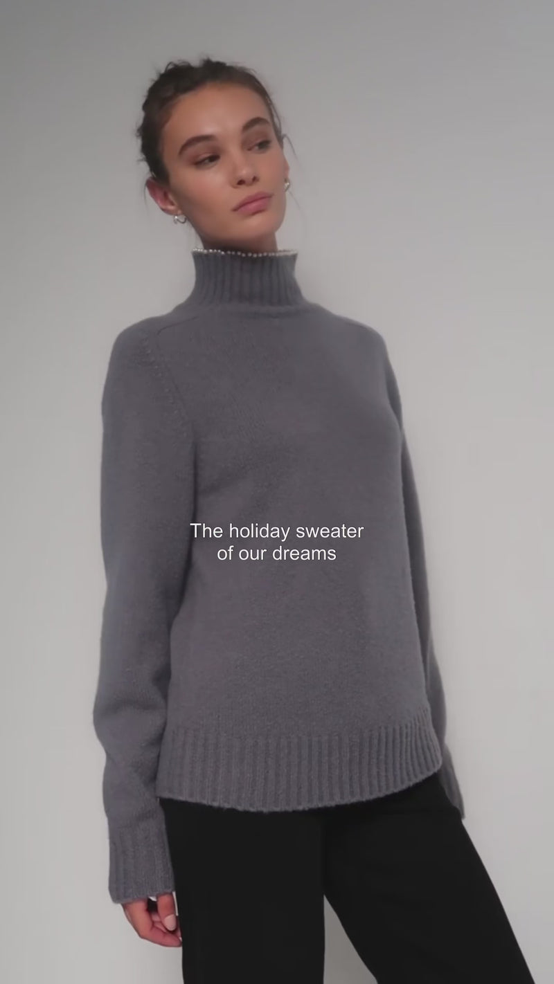 Duchess Sweater | Charcoal Relaxed Wool-Cashmere Turtleneck with